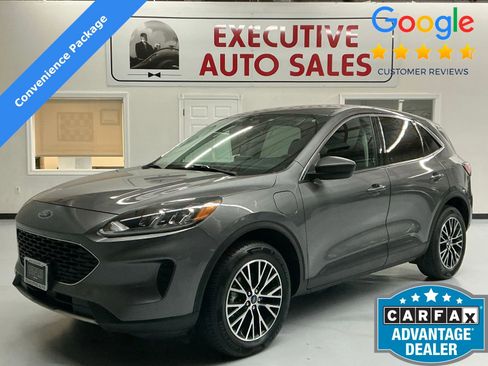 Used 2022 Ford Escape SE w/ Convenience Package FWD image 1