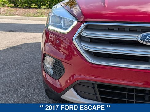 Used 2017 Ford Escape Titanium FWD image 10