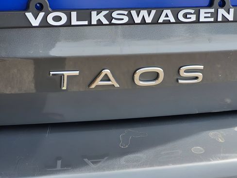 Used 2023 Volkswagen Taos SE w/ Black Wheel Package FWD image 27