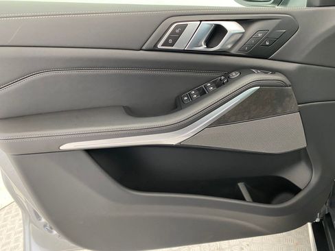 New 2026 BMW X5 xDrive40i w/ Climate Comfort Package image 11