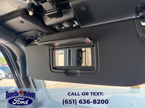 Used 2020 Jeep Gladiator Overland AWD/4WD image 23