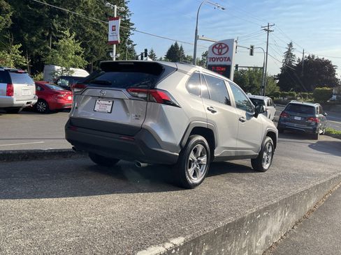 Certified 2024 Toyota RAV4 XLE w/ Convenience Package AWD/4WD image 8