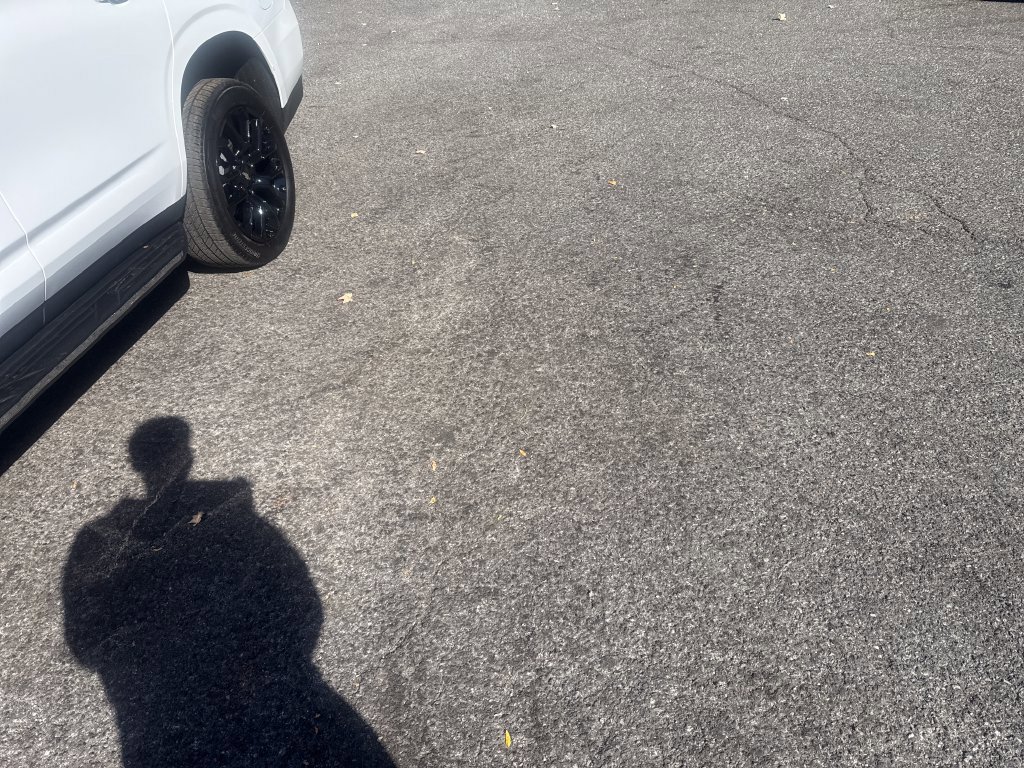 Used 2024 Chevrolet Tahoe Premier AWD/4WD image 27