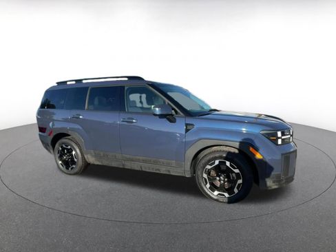 Used 2025 Hyundai Santa Fe SEL image 2