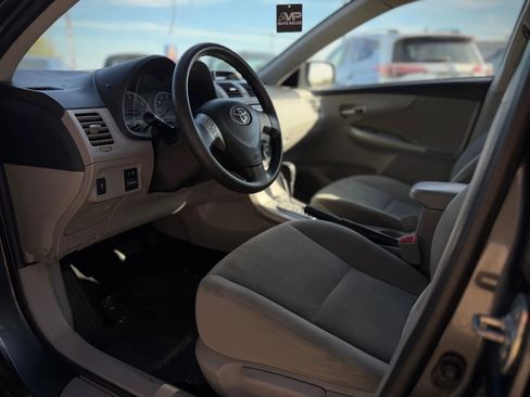 Used 2012 Toyota Corolla LE image 8