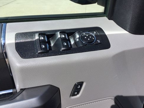 Used 2020 Ford F150 XLT w/ Equipment Group 302A Luxury image 9