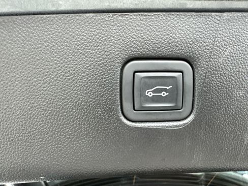 Used 2024 Chevrolet Blazer LT w/ Convenience Package image 15