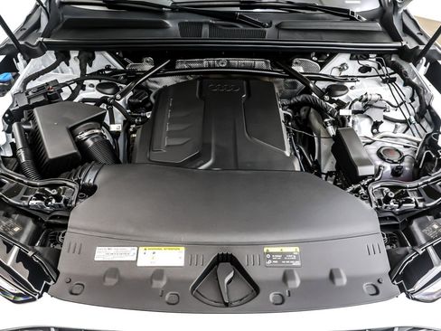 New 2025 Audi Q5 Premium Plus image 11