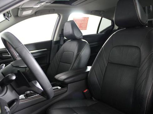 Certified 2025 Nissan Altima 2.5 SR w/ SR Premium Package FWD image 19