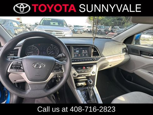 Used 2017 Hyundai Elantra SE FWD image 4