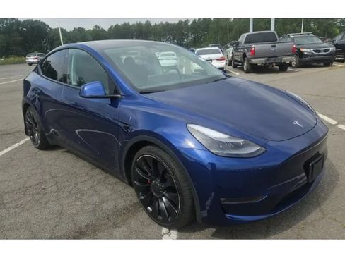 Used 2022 Tesla Model Y Performance AWD/4WD image 4