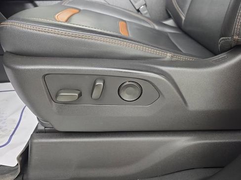 Used 2024 GMC Sierra 1500 AT4 w/ Technology Package image 22