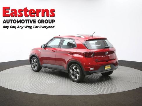 Used 2023 Hyundai Venue Limited image 65