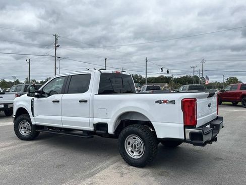 New 2026 Ford F250 XL w/ XL Off-Road Package image 9