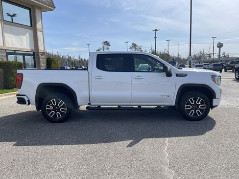 Used 2019 GMC Sierra 1500 AT4 w/ AT4 Premium Package AWD/4WD image 2