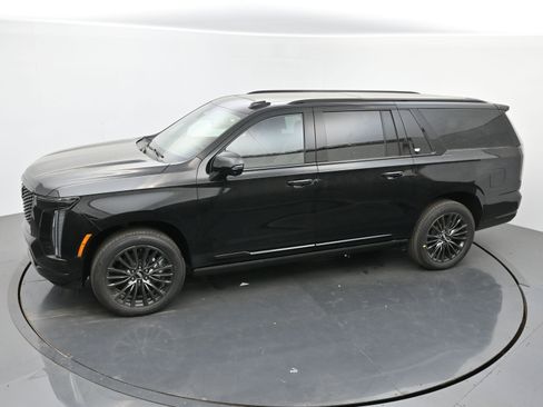 New 2026 Cadillac Escalade ESV Platinum Sport AWD/4WD image 24