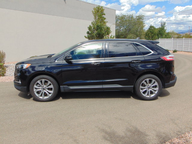 Certified 2024 Ford Edge Titanium AWD/4WD image 3