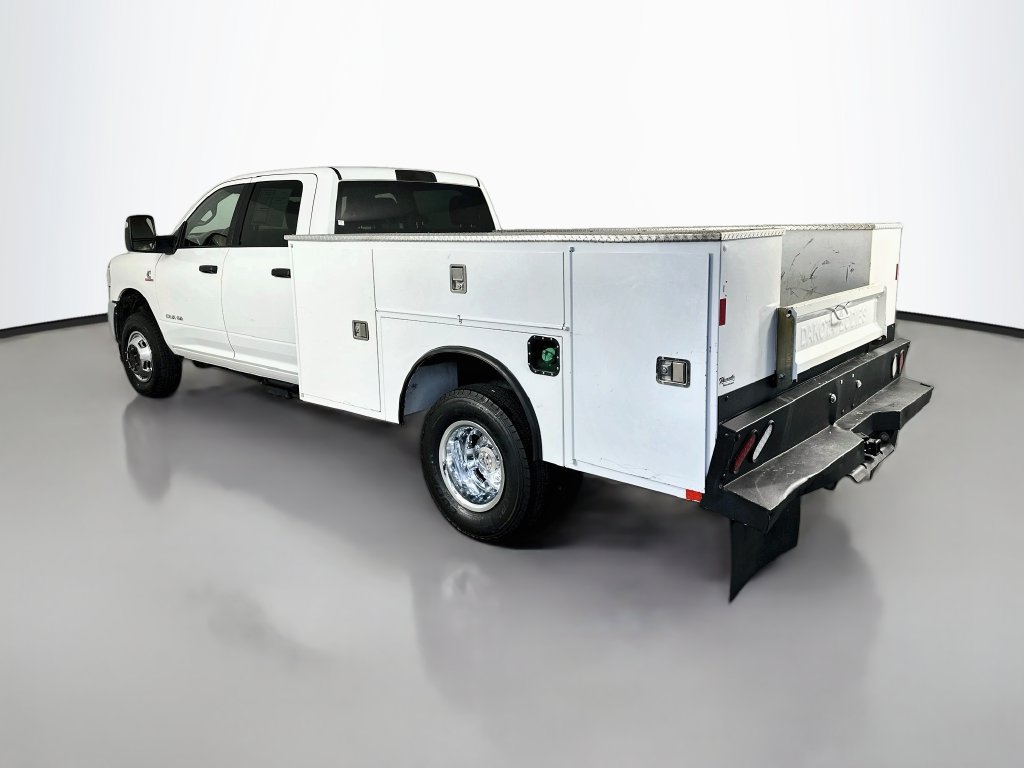 Used 2024 RAM 3500 SLT w/ Quick Order Package 2YG SLT AWD/4WD image 5