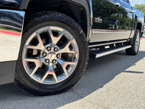 Used 2018 GMC Sierra 1500 SLT w/ Texas SLT Premium Package AWD/4WD image 2