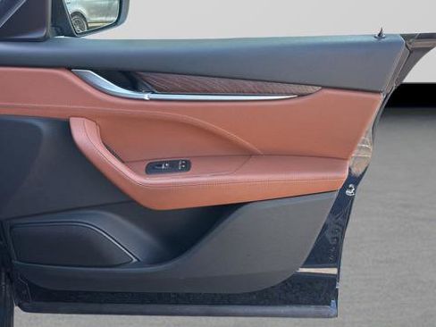 Used 2022 Maserati Levante GT image 22