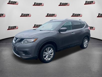 Used 2016 Nissan Rogue SV