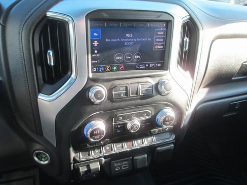 Used 2021 GMC Sierra 1500 SLE w/ X31 Off-Road Package image 25