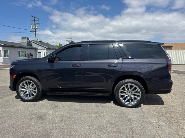 Used 2022 Cadillac Escalade Premium Luxury w/ LPO, Radiant Package AWD/4WD image 8