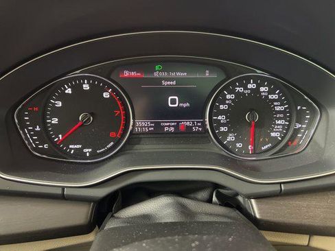 Used 2022 Audi Q5 2.0T Premium image 11