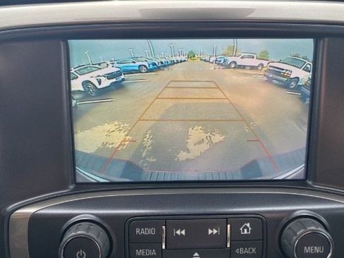 Used 2018 Chevrolet Silverado 1500 High Country image 31