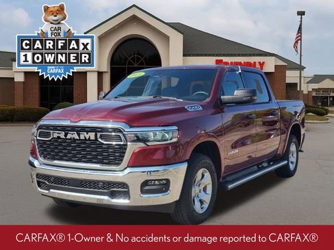 Used 2025 RAM 1500 Big Horn AWD/4WD image 2