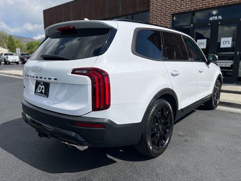 Used 2022 Kia Telluride EX w/ EX Premium Package AWD/4WD image 31
