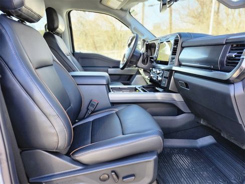 New 2025 Ford F350 Lariat w/ Lariat Ultimate Package image 9