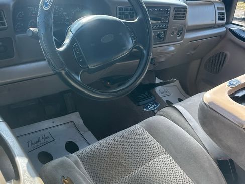 Used 2001 Ford F350 XLT image 14