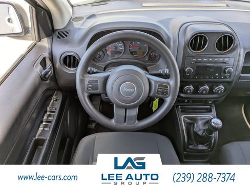 Used 2011 Jeep Compass 2WD image 12