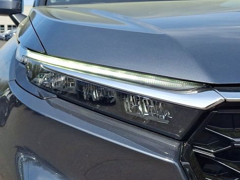 Used 2024 Honda CR-V EX image 9