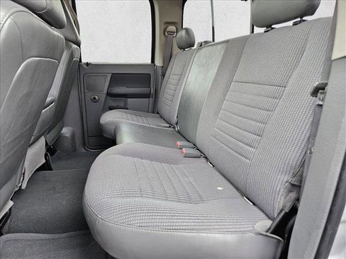 Used 2007 Dodge Ram 1500 Truck ST w/ SXT Group image 13