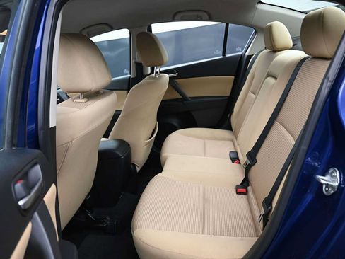 Used 2012 MAZDA MAZDA3 i Touring FWD image 14