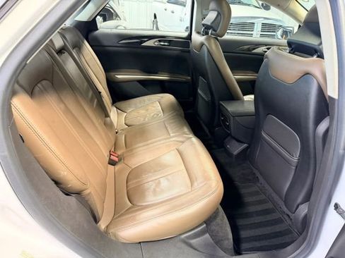 Used 2013 Lincoln MKZ image 13