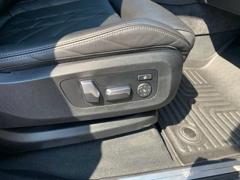 Used 2024 BMW X5 xDrive40i w/ Premium Package AWD/4WD image 17