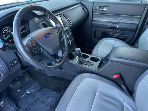 Used 2017 Ford Flex SEL w/ Equipment Group 202A FWD image 11