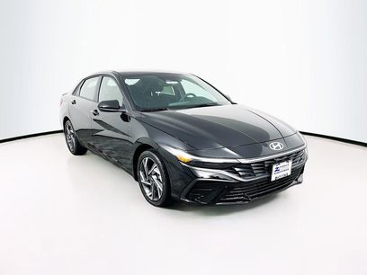 New 2025 Hyundai Elantra SEL