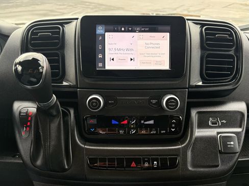 Used 2023 RAM ProMaster 2500 image 31