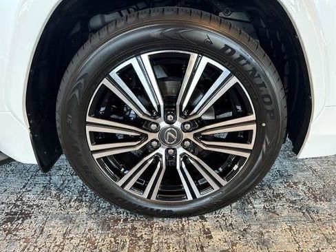 New 2026 Lexus LX 700h Luxury w/ Appearance Package image 9