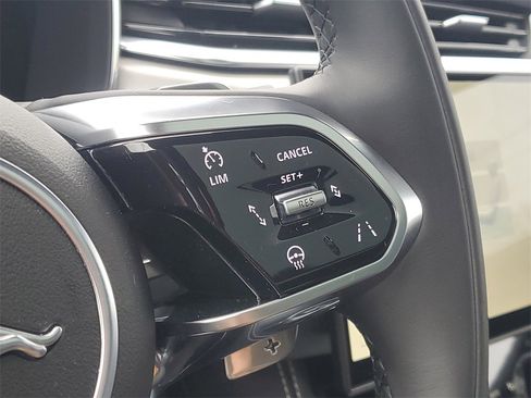 Used 2025 Jaguar F-PACE R-Dynamic S image 16