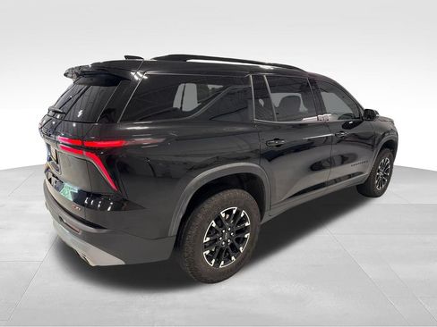 Used 2024 Chevrolet Traverse Z71 w/ LPO, Floor Liner Package AWD/4WD image 52