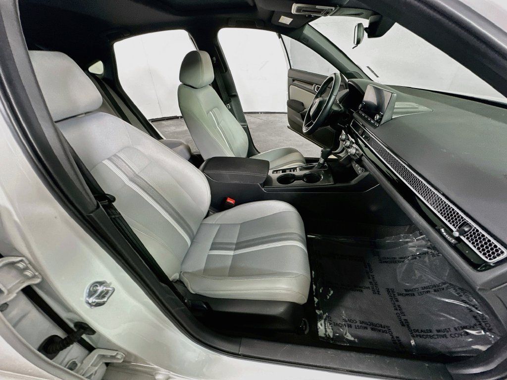 Used 2025 Honda Civic Sport image 14