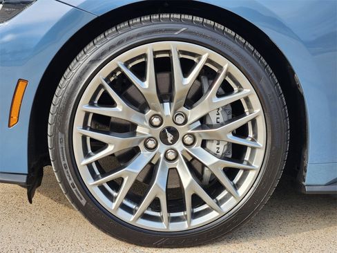 Used 2024 Ford Mustang GT Premium image 19