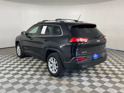 Used 2014 Jeep Cherokee Latitude AWD/4WD image 21