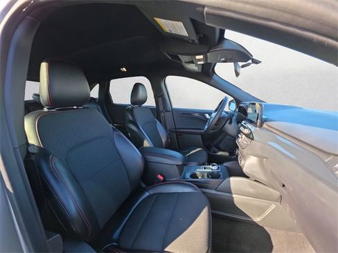 Used 2024 Ford Escape ST-Line image 15