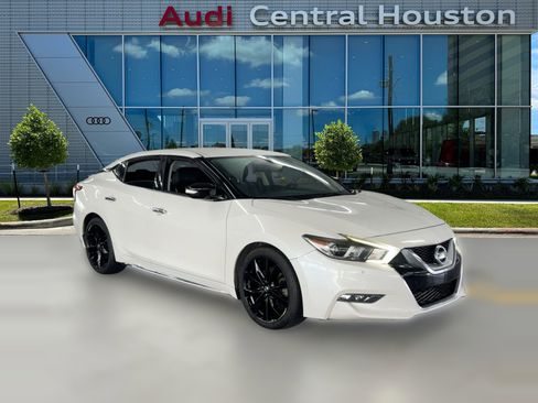 Used 2017 Nissan Maxima SR w/ Midnight Edition image 7